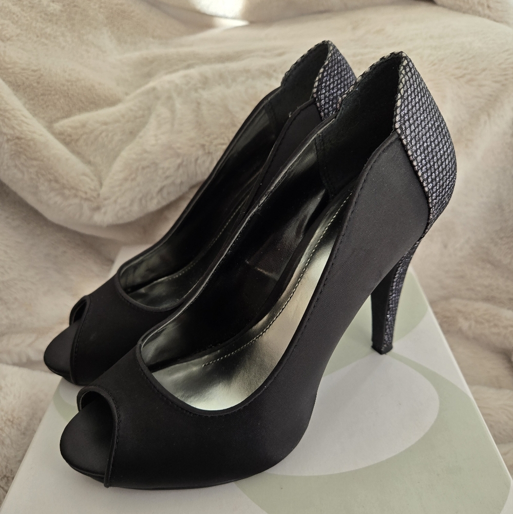 Style & Co Black Shoes - Size 6.5M